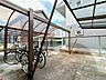 その他：駐輪場、バイク置場は屋根つきです。