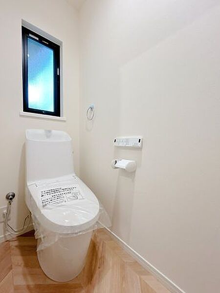 トイレを拡大表示