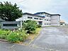 周辺：【中学校】登別市立登別中学校まで約700ｍ徒歩約9分です。