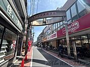 亀戸中央通り商店街 徒歩57分。 4560m