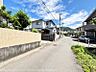 その他：前面道路の道幅は約4mあるため、駐車もしやすいですね。