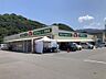 周辺：木村チェーン砥部店（772m）