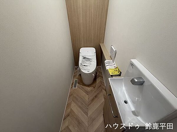 トイレを拡大表示