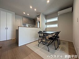 鈴鹿市稲生塩屋2丁目:リビング