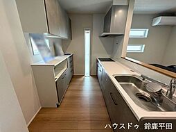 鈴鹿市稲生塩屋2丁目:キッチン