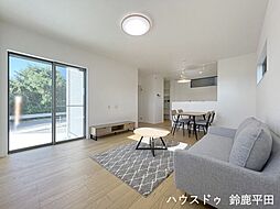 鈴鹿市庄野羽山2丁目:リビング