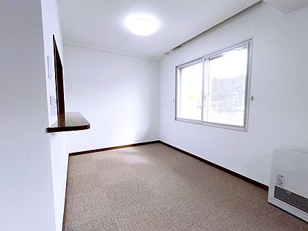 【リフォーム済】ダイニングは、キッチンの前なので配膳楽ちんな間取りです。