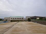 日立市立泉丘中学校（1119m）