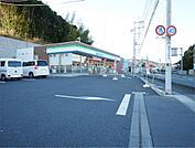 ファミリーマート 日立小木津店（509m）