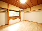 北側洋室6帖