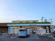 ファミリーマート　佐野植野町店 830m