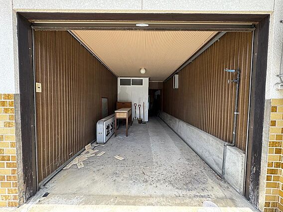 建物内にあるガ...