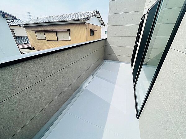バルコニーを拡大表示