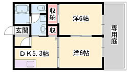 フラワーハイツ B棟 1階