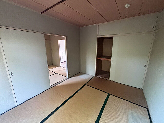 寝室