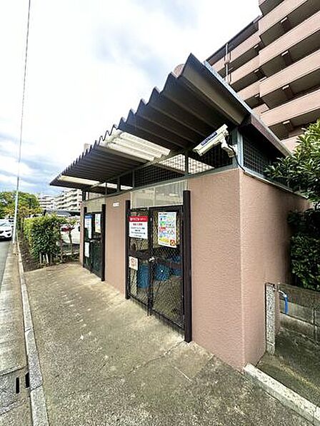 ごみ置き場