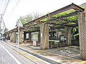 茅ヶ崎市立図書館（354m）