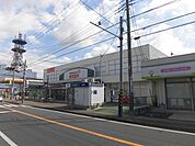 そうてつローゼン高田店（738m）