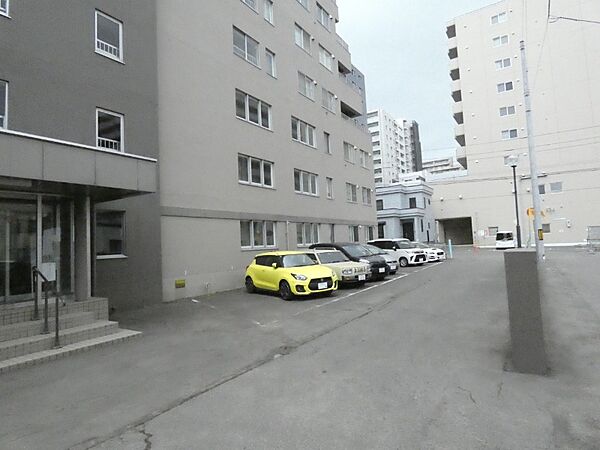 駐車場を拡大表示