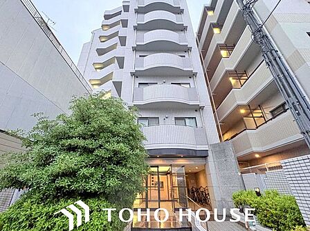 マンションは、駅から近い物件、複数路線利用可能な物件ほど高めの価格で売りやすい。将来売却する可能性があるなら、都心などへの交通アクセスの良い駅から徒歩10分以内で、管理の行き届いた物件を選ぼう。