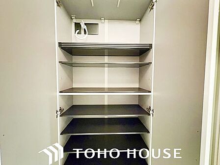 玄関横のシューズクローゼットは広々使用可能です♪
