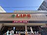 周辺：ライフ 西大島店 徒歩5分。 340m