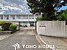 周辺：箕面市立東小学校 徒歩5分。 400m