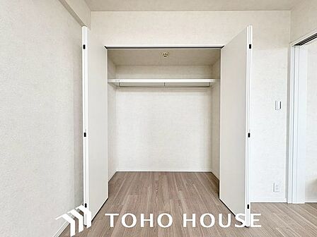 各部屋に必要な量の収納があるか、高さ・奥行きは適度で、活用しやすいものになっているか。 “量”だけでなく、”位置”によっても変わる「収納力」を子どもの成長も加味して確認しよう。