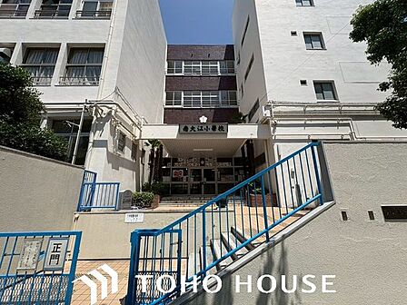 大阪市立南大江小学校 徒歩10分。 760m
