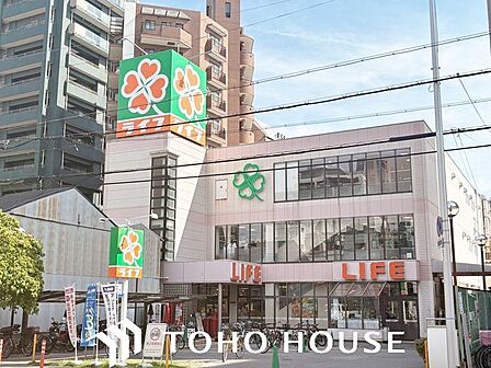 ライフ四天王寺店 徒歩5分。 370m