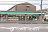 周辺：ファミリーマート枚方伊加賀西町店 徒歩9分。 670m