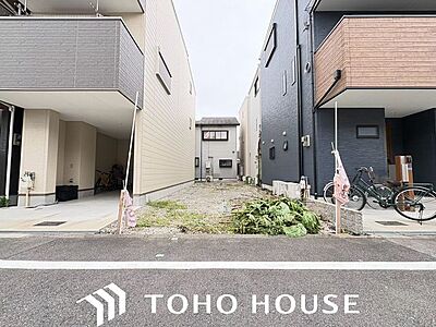 外観:全居室5帖以上を確保!主寝室には大型のウォークインクローゼットを備え、収納力も充実。天候に左右されにくいインナーバルコニーがあり、お洗濯も安心の間取りです。 外観:全居室5帖以上を確保!主寝室には大型のウォークインクローゼットを備え、収納力も充実。天候に左右されにくいインナーバルコニーがあり、お洗濯も安心の間取りです。