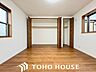 収納：各部屋に必要な量の収納があるか、高さ・奥行きは適度で、活用しやすいものになっているか。 “量”だけでなく、”位置”によっても変わる「収納力」を子どもの成長も加味して確認しよう。