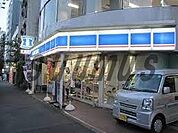 ローソン 新宿富久町店 710m