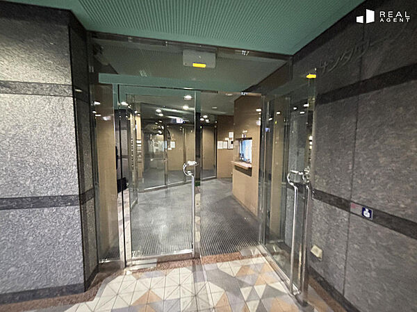 エントランスを拡大表示