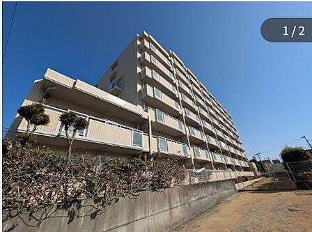■外観■重厚感のある外観が住まいの魅力を引き立てます街並みに調和しながらも存在感を放つマンションです