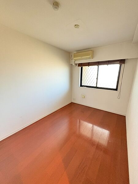 洋室を拡大表示