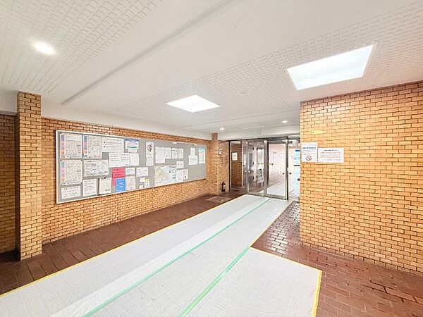 エントランスを拡大表示