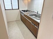 システムキッチン／食洗機付きのため家事の時短になります。