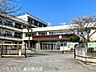 周辺：豊野小学校 660m