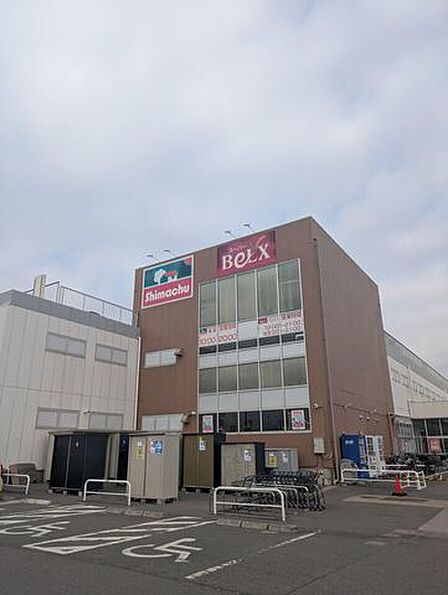 スーパー 683m