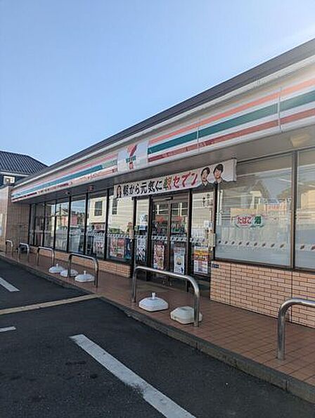 コンビニ 380m