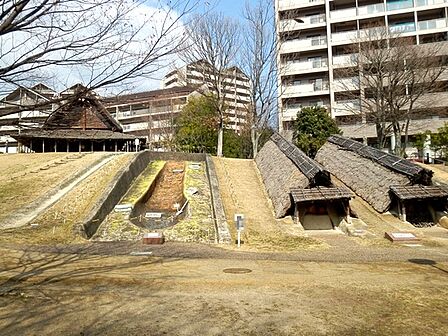 高槻市立 ハニワ工場公園（470m）