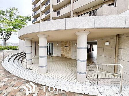 おしゃれな雰囲気や自然の潤い、親しみやすさといった個性を、街に新たな価値をもたらし続けてくれます。