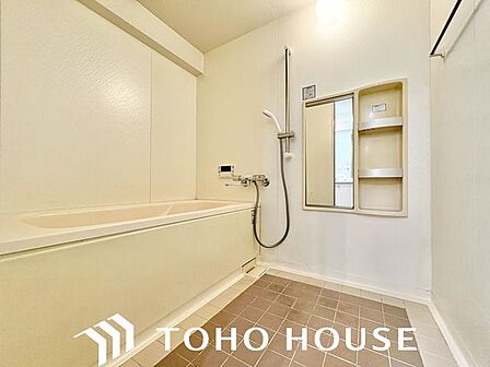 シンプルながらリラックスして気持ちよく入浴できる空間は、すべての人の毎日を豊かにする場所です。