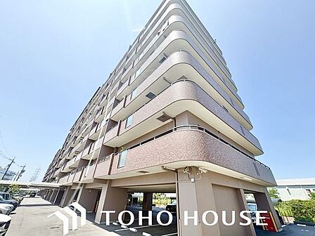 陽射しとともに、少しづつ装いを変える街の景観から、この街ならではの美しい風景とここから紡がれる物語。