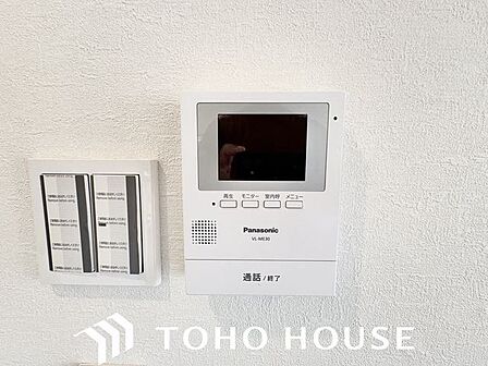防犯対策にもなるモニター付インターホン設置。