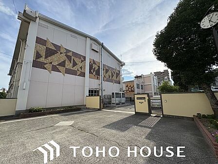 名古屋市立千種中学校 1700m