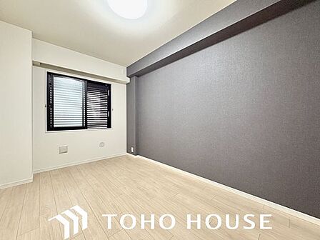一日の疲れをいやしてくれる主寝室。時を忘れて過ごす場所として過ごせるお部屋。