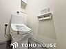 トイレ：毎日使う場所だからこそ、使い勝手を考慮しました。落ち着いた空間で安らぎのひとときを。